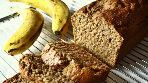 Bizcocho vegano de plátano y canela