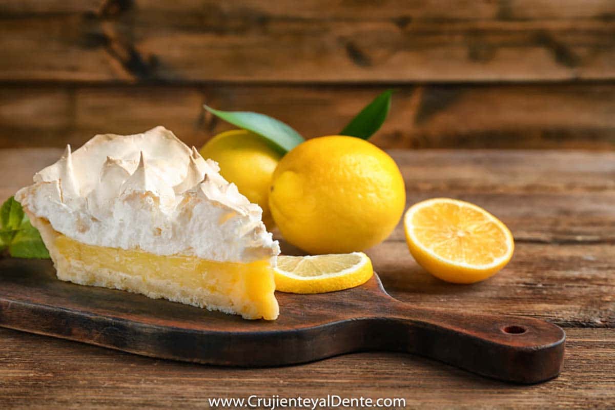 Tarta de limón con merengue