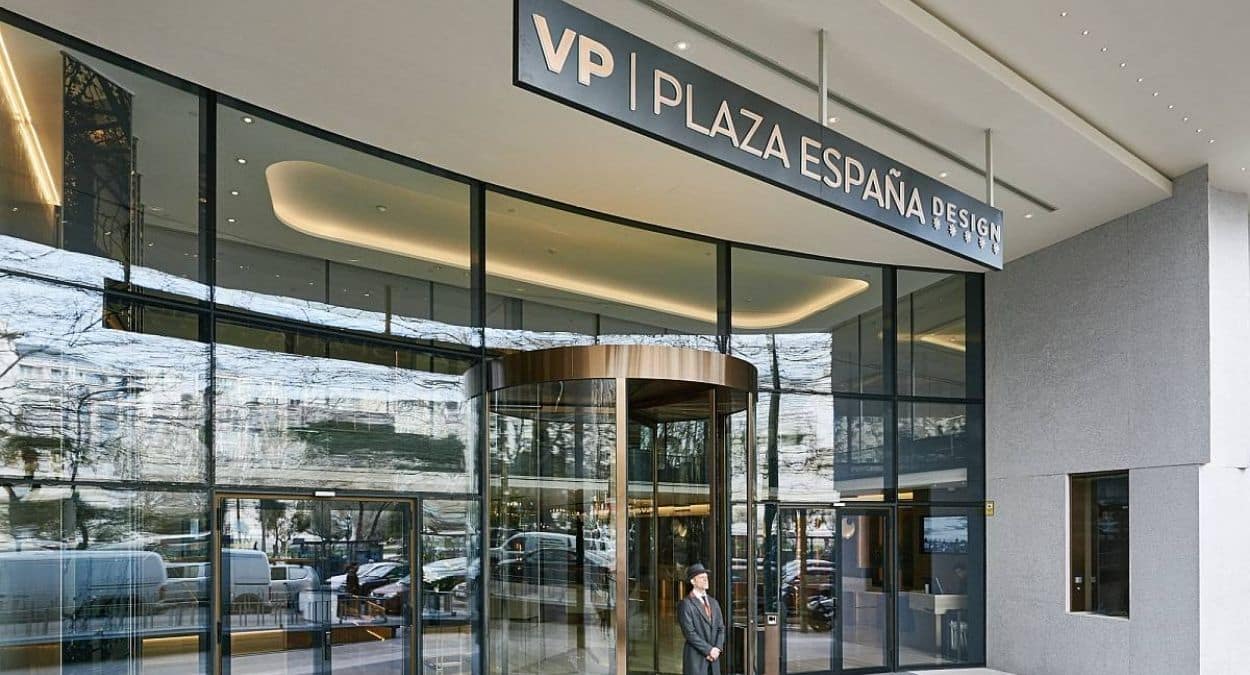 VP Hoteles renueva como alojamiento y partner de la Copa Davis