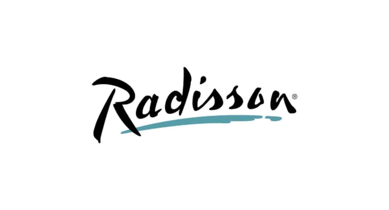 Radisson Hotel Group abre en Sevilla su primer hotel cinco estrellas de España