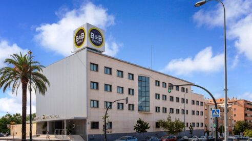 Atom Hoteles activa su plan de desinversiones con la venta del B&B de Granada