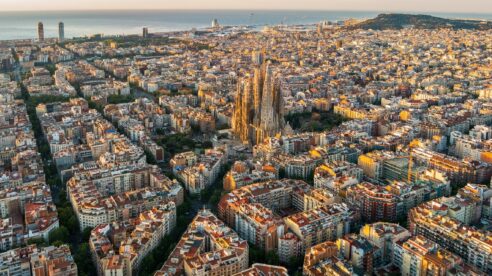 Cinco comunidades concentran el 70% de la hostelería en España