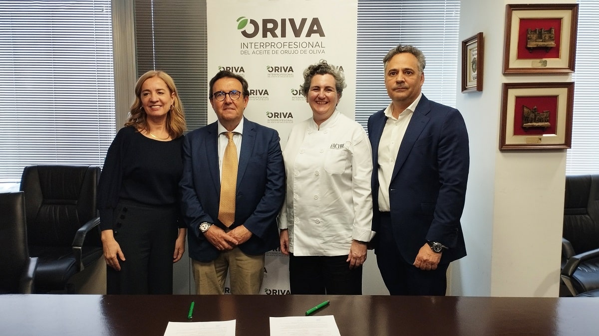 ORIVA y FACYRE firman un acuerdo de patrocinio para acercar el aceite de orujo a la restauración