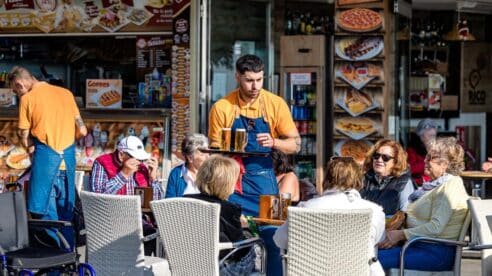 La hostelería rebaja las expectativas veraniegas tras un julio flojo en gran parte de España