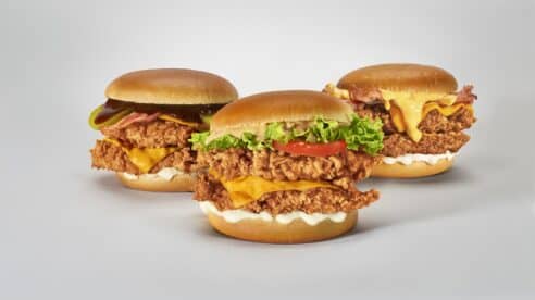 KFC revoluciona su apuesta por las hamburguesas de pollo para crecer en delivery