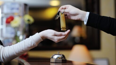 Los horarios, el gran obstáculo para captar y retener talento en el sector hotelero