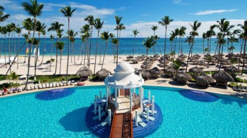 Hoteleros españoles recalcan la colaboración público-privada para oxigenar el sector en República Dominicana
