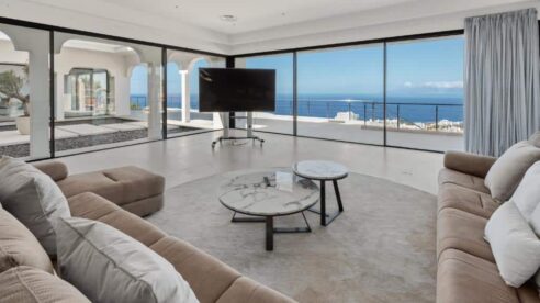 Ashotel da el visto bueno al borrador de la ley que regula los pisos turísticos en Canarias