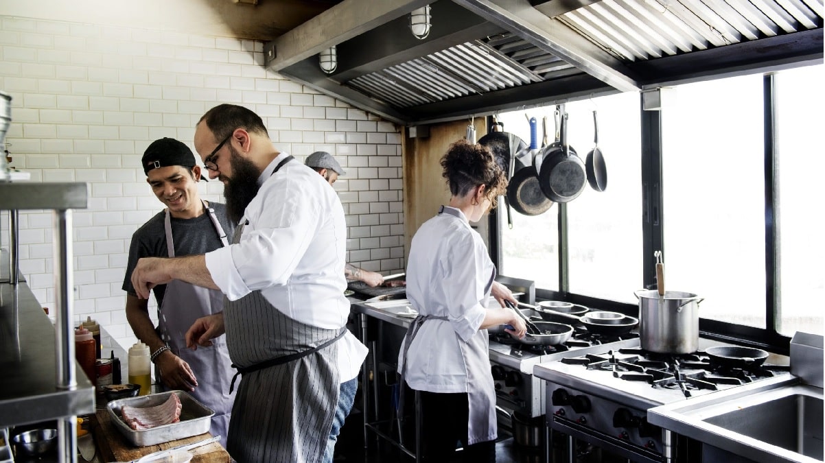 Claves para adaptar un restaurante a la nueva jornada laboral