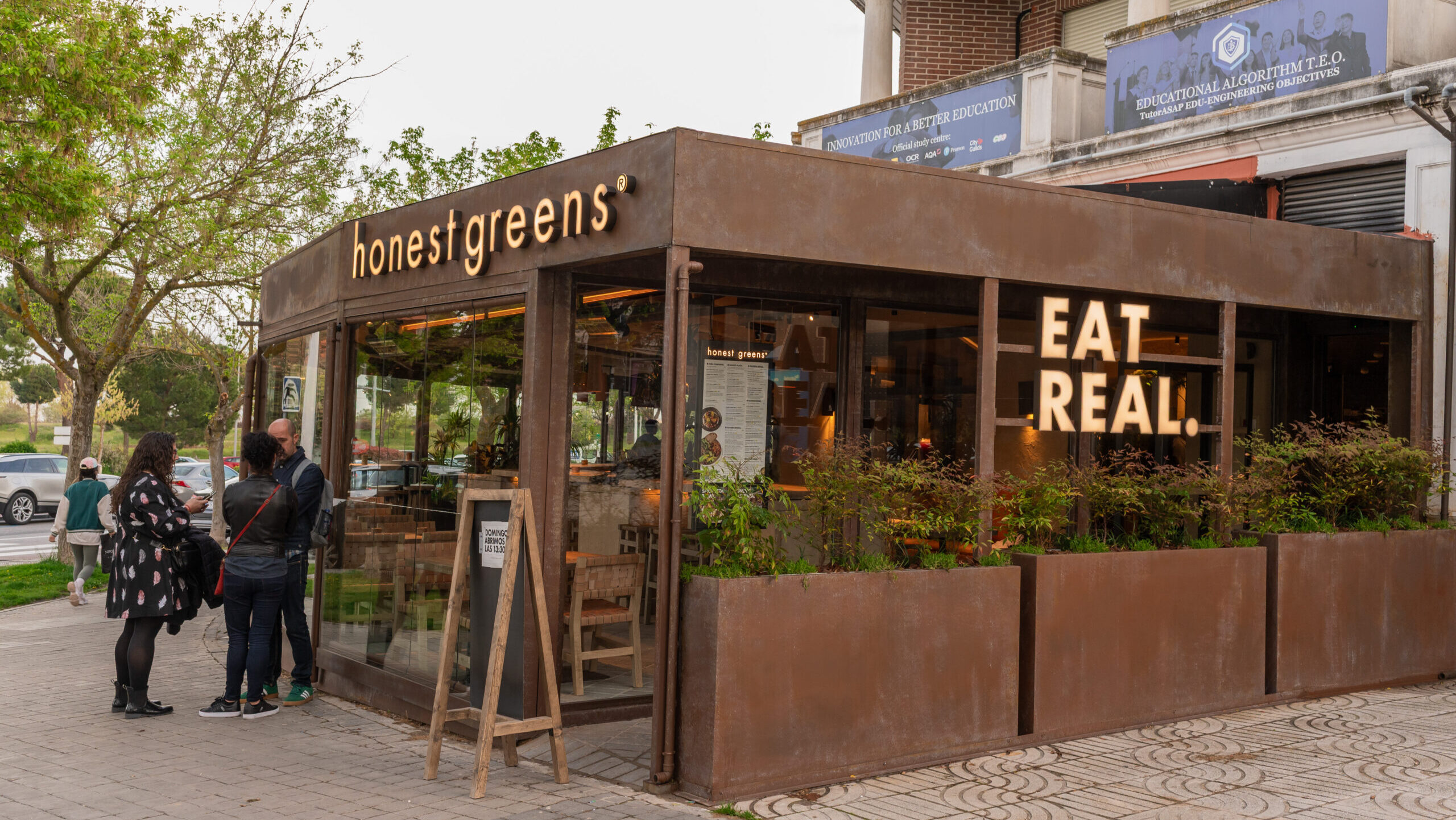 Honest Greens expande su filosofía por España con un nuevo restaurante en Madrid