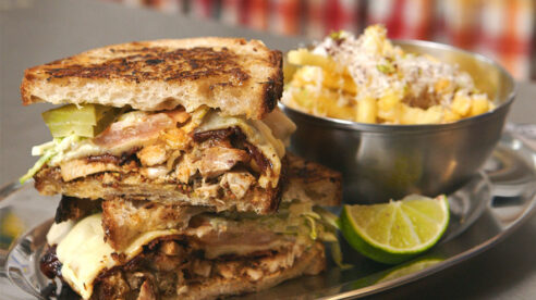 New York Burger celebra sus 16 años con un nuevo sándwich