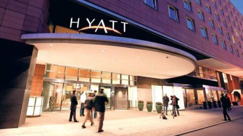 Hyatt acelera su expansión: 11.253 nuevas habitaciones y beneficios en alza