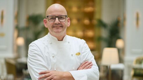 Thomas Stork se convierte en el escudero de Quique Dacosta en el Mandarin Oriental Ritz
