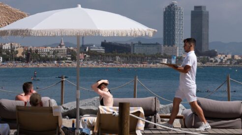El turista nacional impulsa las búsquedas de hoteles en España para finales de agosto