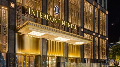 IHG alcanza el millón de habitaciones y eleva su beneficio operativo un 13% en el primer semestre