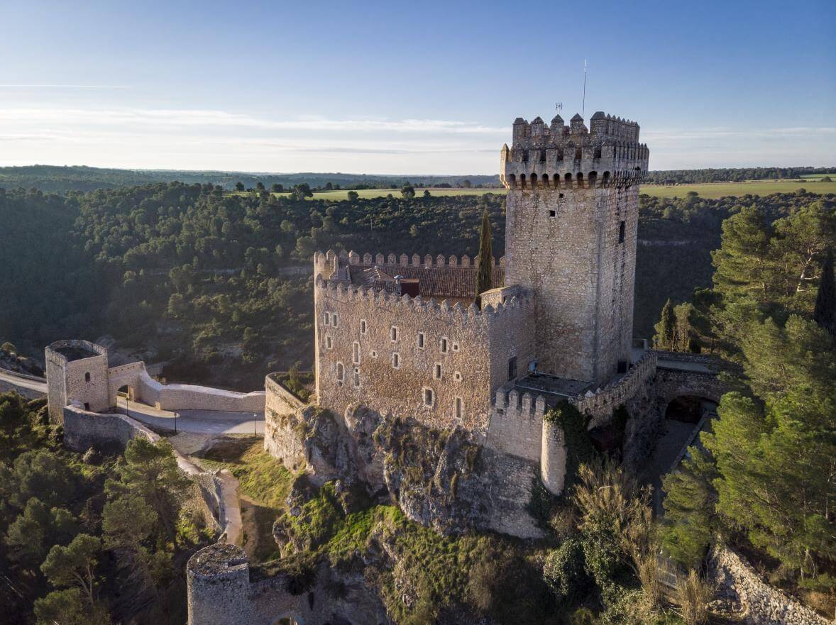 Parador de Alarcón: dormir entre murallas con vistas al Júcar