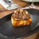 CASA JULIAN_Brioche de steak tartar de Retinto